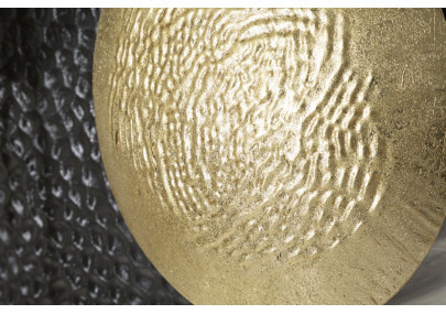 Panneau mural en fer BOLY – L’élégance métallique pour un mur sophistiqué (129,5 x 8,3 x 53,3 cm)