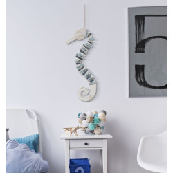 Hippocampe couleur à suspendre – Décoration marine originale (22 x 6 x 55 cm)