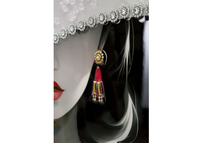 Pintura sobre lienzo lacado Marty H – Cautivador y moderno arte mural (62 x 4 x 92 cm)