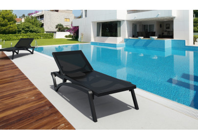 Transat Pacific, noir