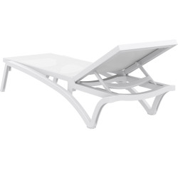 Chaise longue blanche du Pacifique