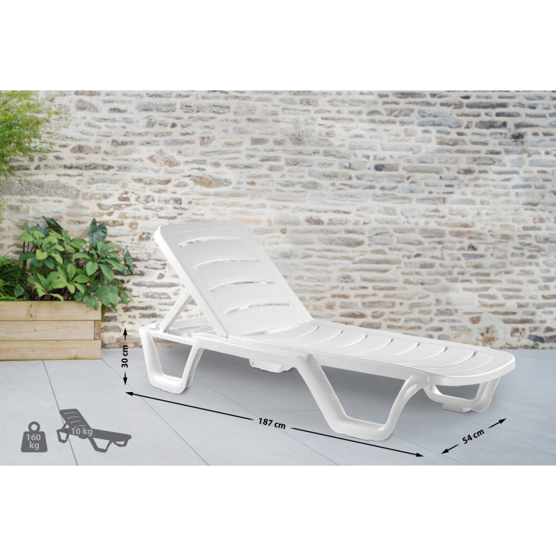Ensemble de 4 chaises longues blanches des Bahamas