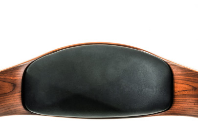 Conjunto de 2 banquetas Kingston C, em couro sintético, cor nogueira/preto