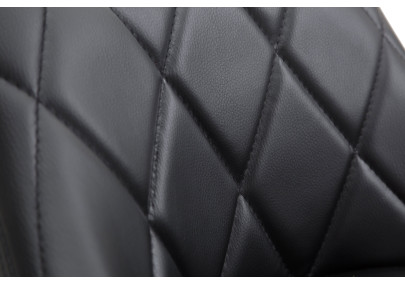 Banqueta de bar Lazio, em couro sintético, preta