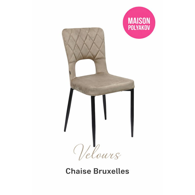 Silla Bruselas de Terciopelo Beige Arena Capitoneada – Patas de Metal Negro