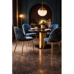 Silla de diseño en terciopelo azul pato con patas de metal dorado – Estilo exótico chic