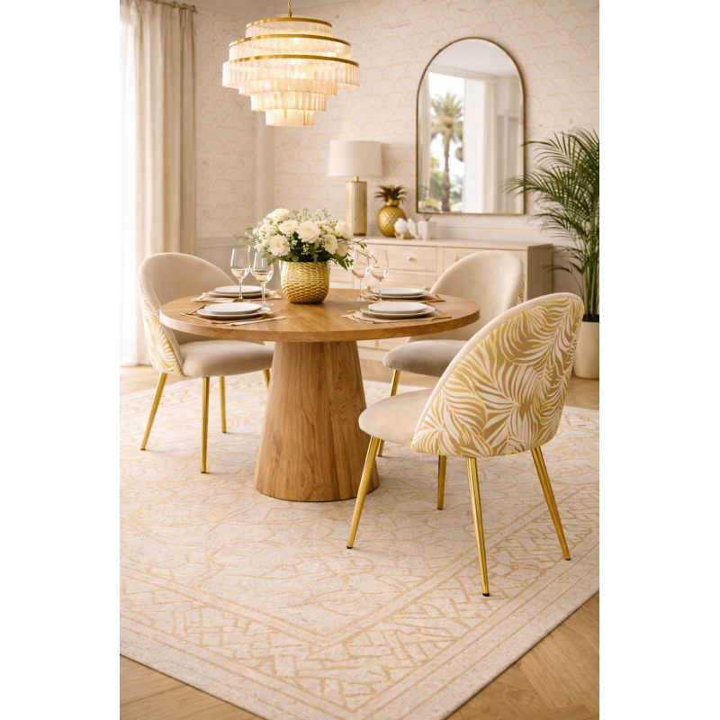 Cadeira de design em veludo bege champanhe com motivo tropical e pés em metal dourado – Elegância solar