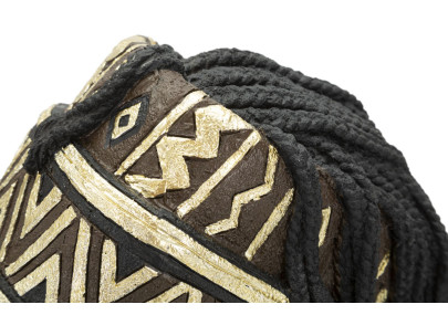 Coupe Femme Massaï, Élégance des Tribus – CM 21,5X27,5X45