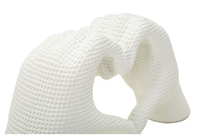 MAINS AMOUREUSES BLANC CM 25X7,5X13,5