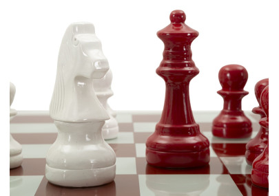 JEU D'ÉCHIQUIERS ROUGE/BLANC CM 61X61X14