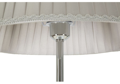 Lampadaire Argenté – Élégance et Design …..