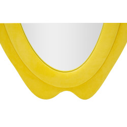 Miroir mural Chanel jaune 60x4x160 cm – Audace colorée et élégance raffinée