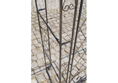 Arc de roses avec portail en bronze Melissa