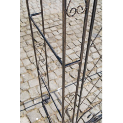 Arc de roses avec portail en bronze Melissa