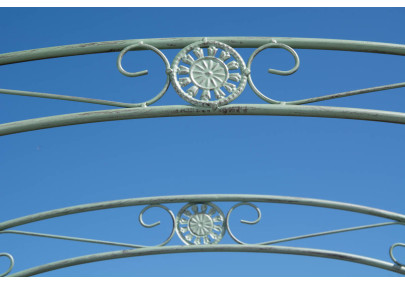 Arche de roses avec portail Melissa vert antique