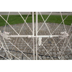 Arche de roses avec portail Melissa cr?me antique